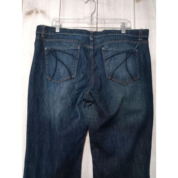 New York & Company Jean Ladies 16 Average Low Rise Bootcut Blue - Picture 4 of 7